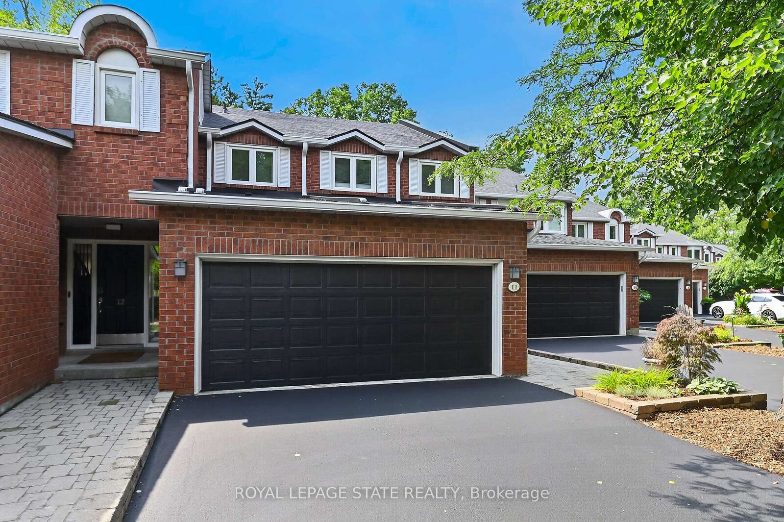 Property Photo:  151 McNiven Road 11  ON L9G 4S7 