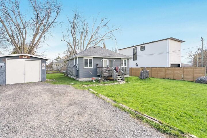 1417 Maple Way — photo 1
