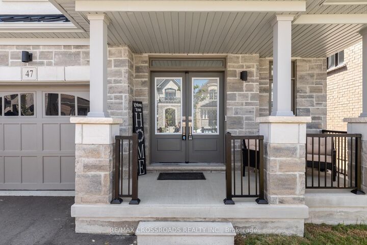 Photo de la propriété: 47 Ed Ewert Avenue ON L1B 1G9