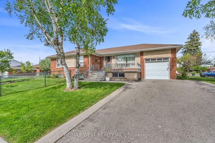 90 Tavistock Road — photo 1