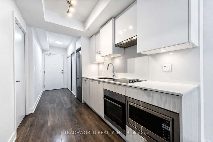 Property Photo:  99 Broadway Avenue 2308  ON M4P 0E3 
