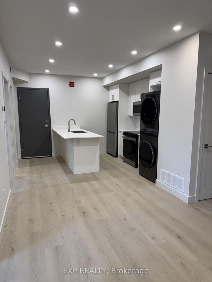 Property Photo:  1301 Dorchester Avenue 1  ON K1Z 8E8 