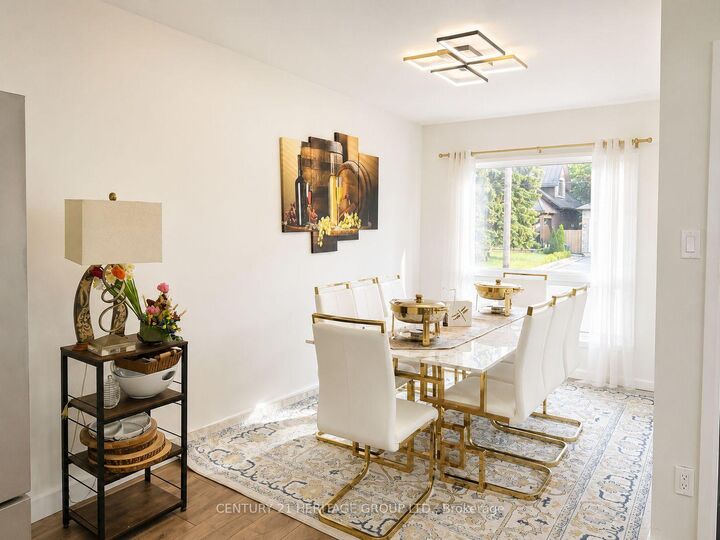 Property Photo: 124 Regina Avenue ON M6A 1R7