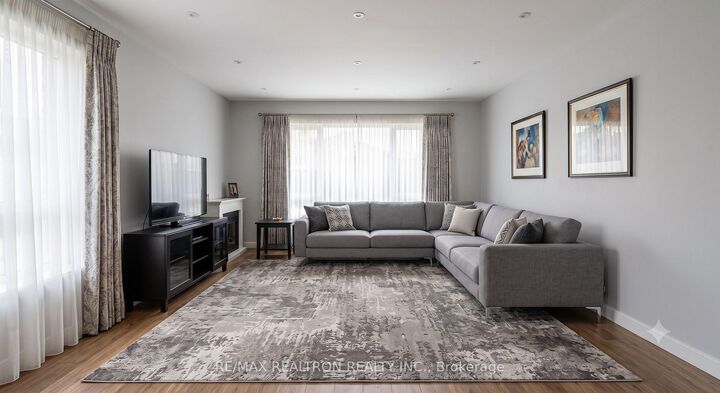 Property Photo: 159 Patterson Street ON L3Y 3L4