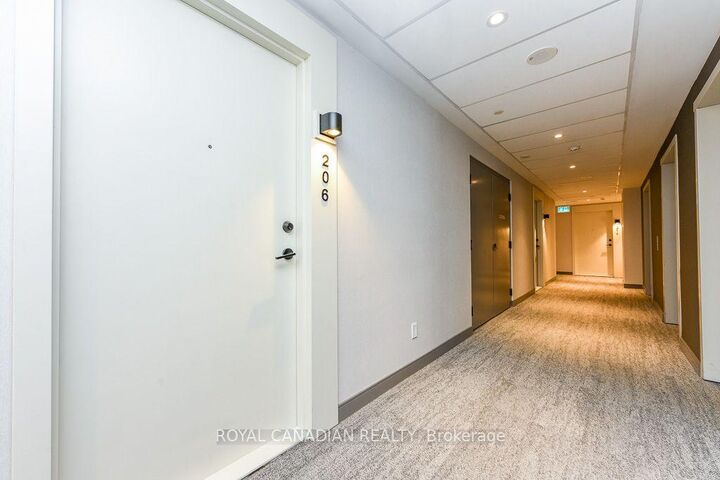 Property Photo:  8010 Derry Road 206  ON L9T 9N3 