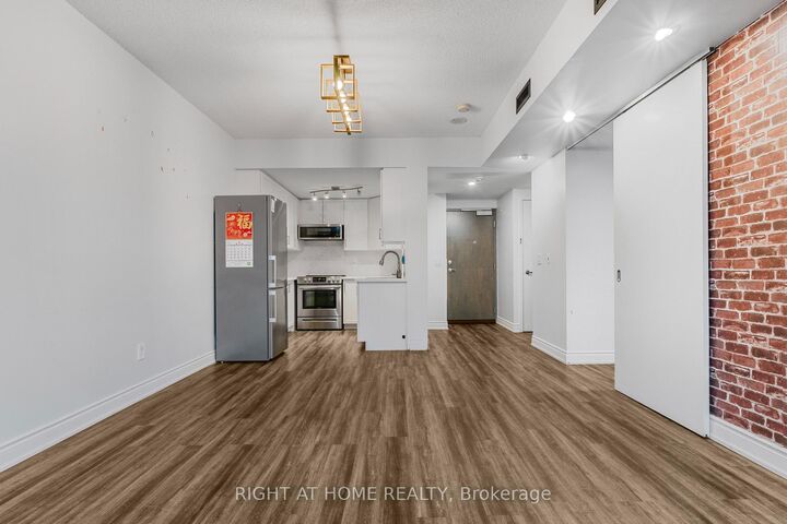 Property Photo:  281 Mutual Street 1102  ON M4Y 3C4 