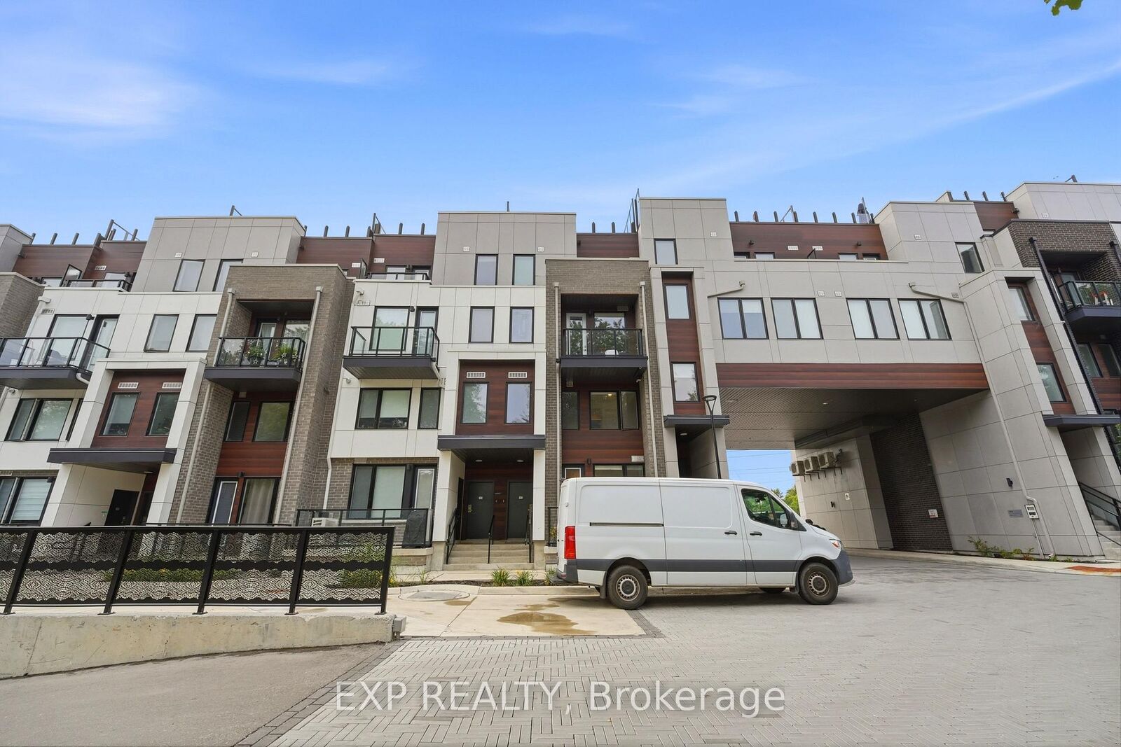 Property Photo:  1475 O'Connor Drive 14  ON M4B 2V5 