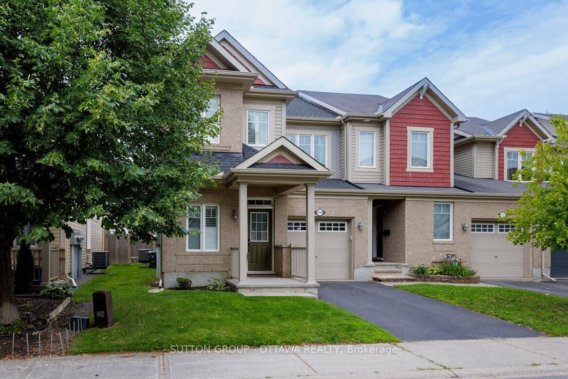 Property Photo: 2719 Grand Canal Street ON K2J 0R9
