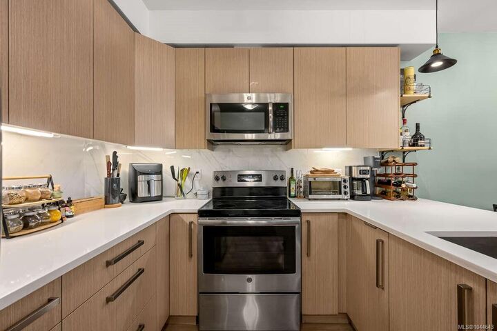 Property Photo: 3070 Kilpatrick Ave #101 BC V9N 0G7