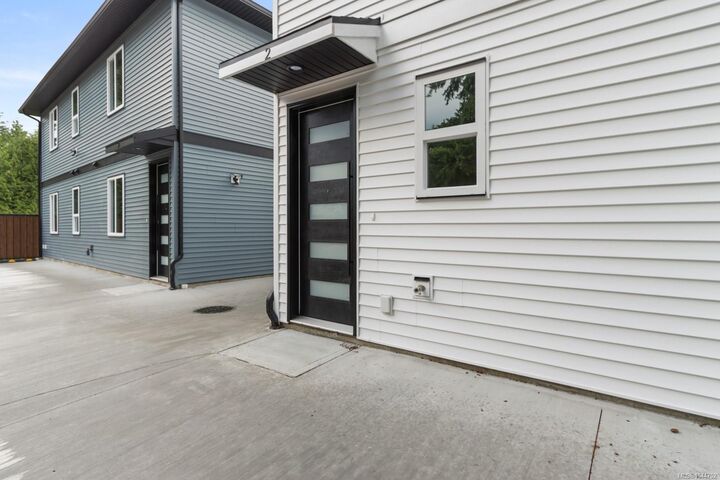 Property Photo:  2190 Jingle Pot Rd #200  BC V9R 6J2 