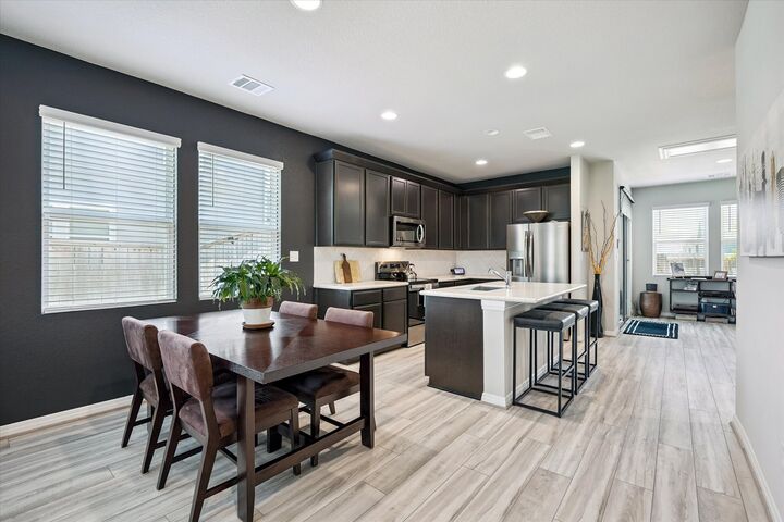 Property Photo: 304 Stroll Way TX 76574