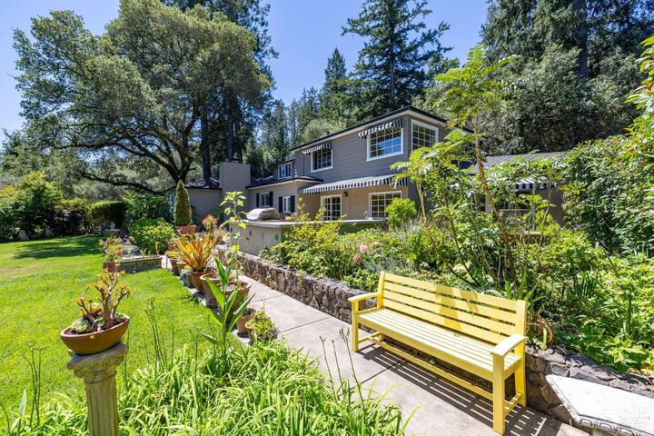 Property Photo: 1431 Manzanita Avenue CA 95404