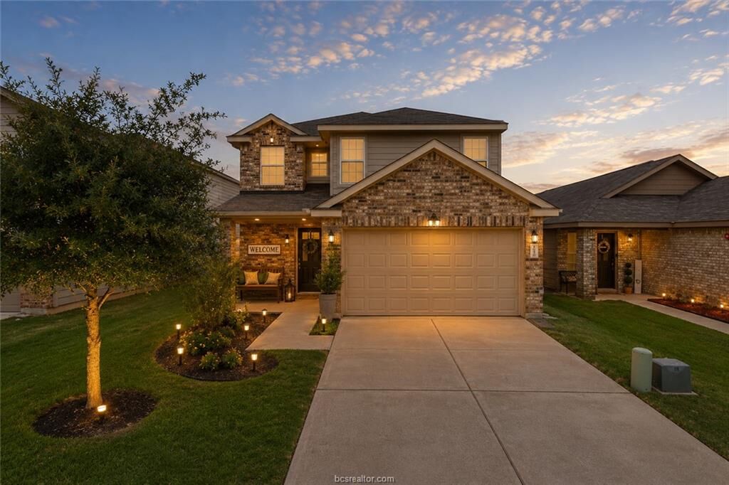 Property Photo: 2049 Oakwood Forest Drive TX 77803