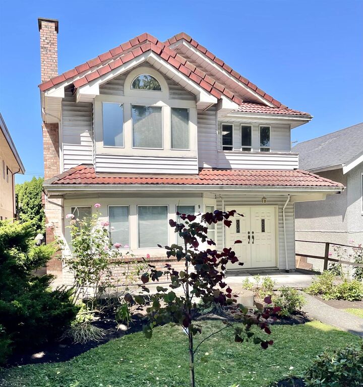 Property Photo: 937 W 18th Avenue BC V5Z 1W4