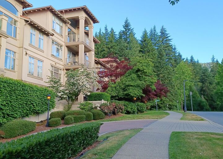 Property Photo: 3176 Plateau Boulevard 210 BC V3E 3J2