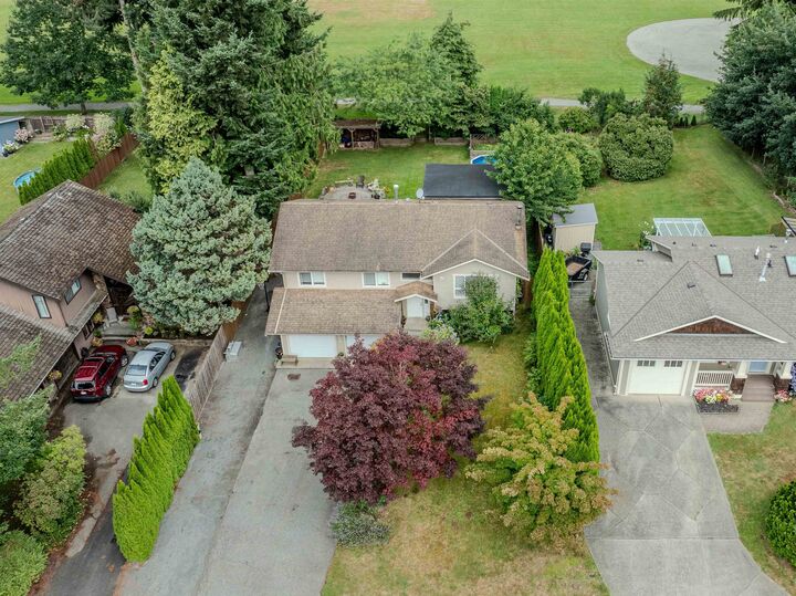 Property Photo: 35073 Ewert Avenue BC V2V 6S7