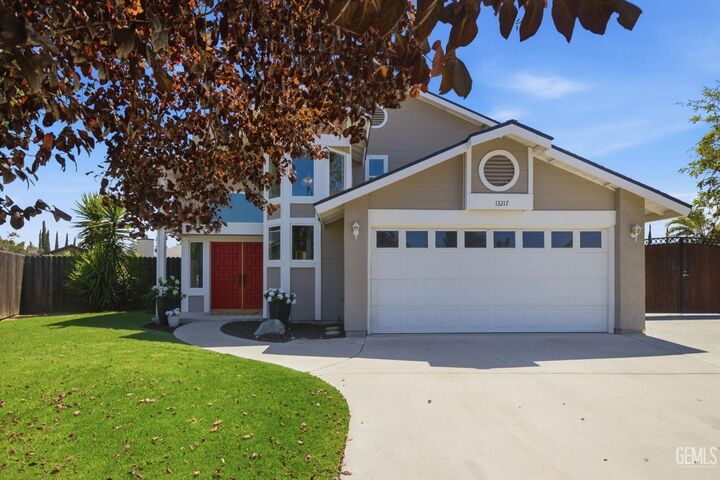 Property Photo: 13217 Seann Court CA 93314