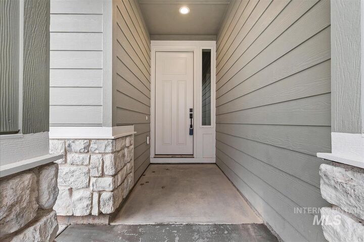Property Photo: 6914 W Tolland St ID 83616