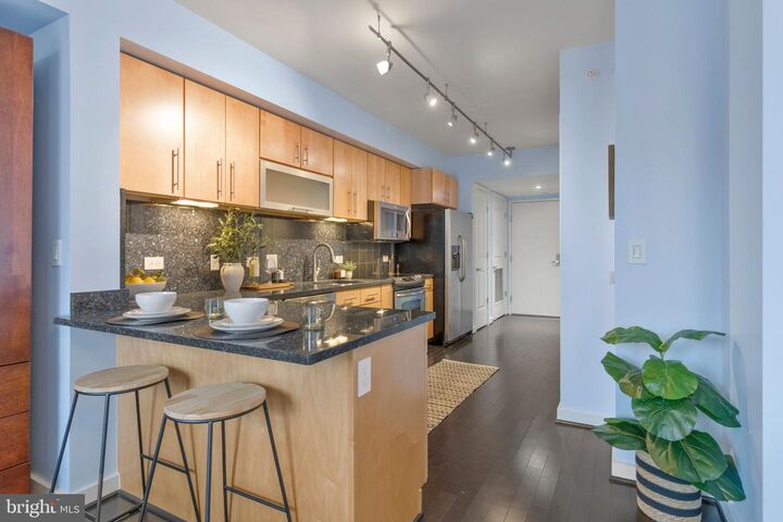Property Photo:  1025 1st Street SE 907  DC 20003 