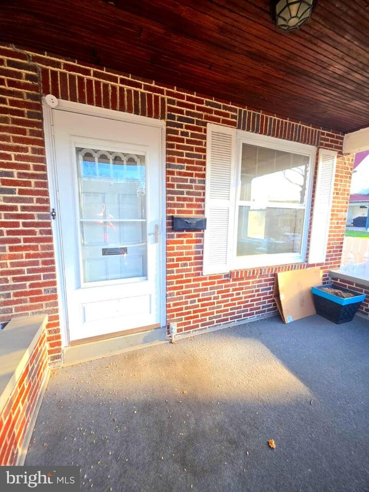 Property Photo:  612 Crescent Avenue  PA 19605 