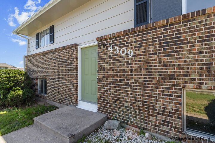 Property Photo:  4309 Rio Verde St  WY 82009 