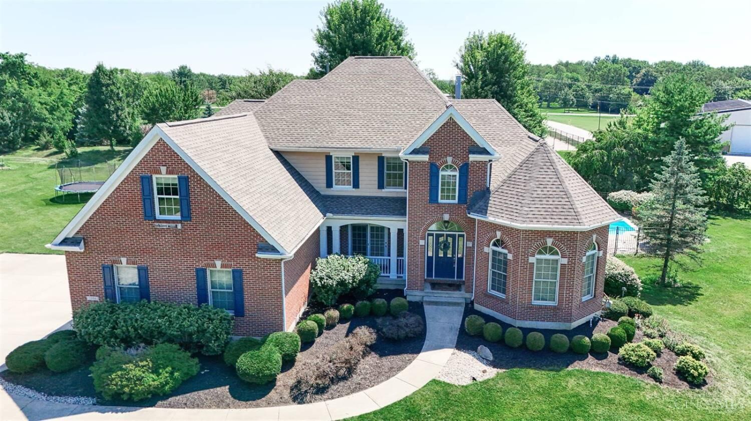 Property Photo:  7596 Woodbridge Court  OH 45066 