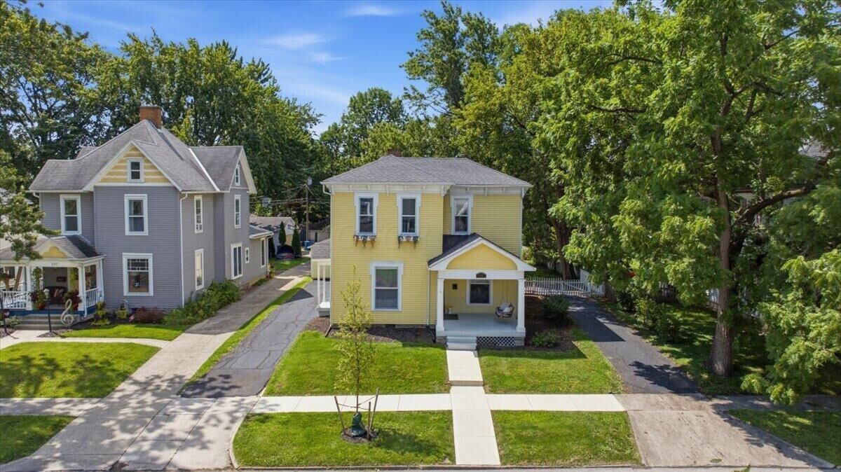 Property Photo:  265 W 7th Street  OH 43040 