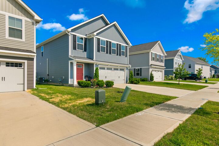 Property Photo: 448 Professional Parkway OH 43040