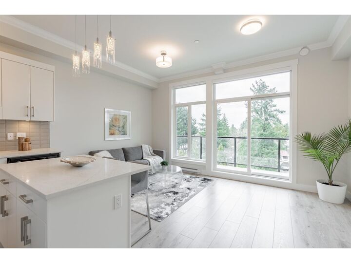 Property Photo: 13799 101 Avenue 608 BC V3T 0N9