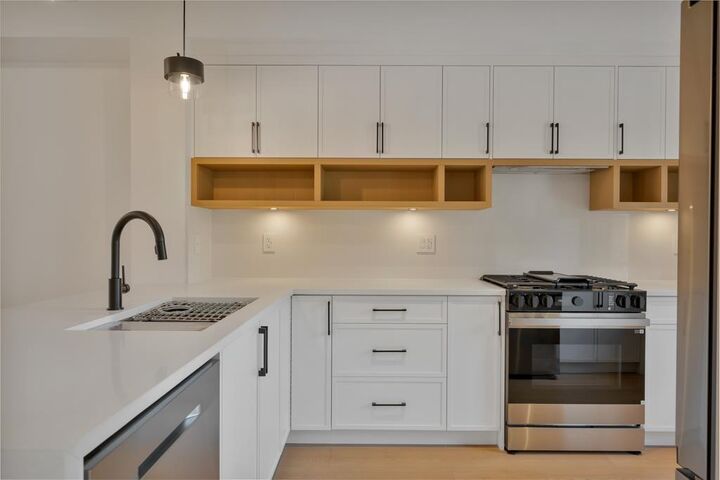 Property Photo:  7540 Briskham Street 17  BC V2V 0M2 