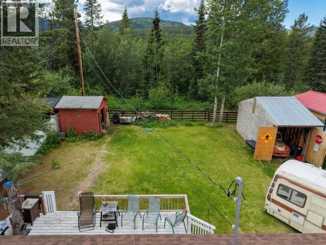 Property Photo:  142 Rainbow Road  YT Y1A 5K1 