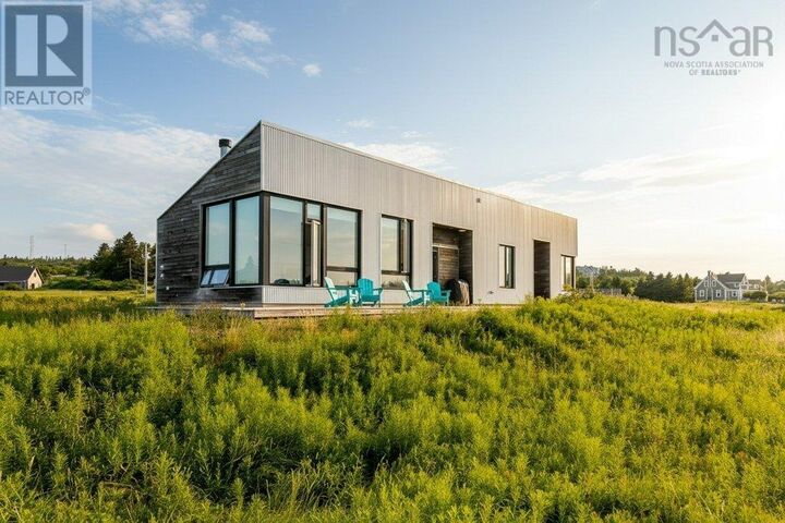81 Hirtle Beach Road — photo 1
