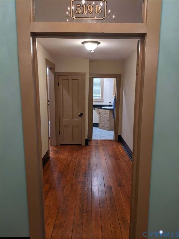 Property Photo: 519-521 Grove Avenue 519 B VA 23803
