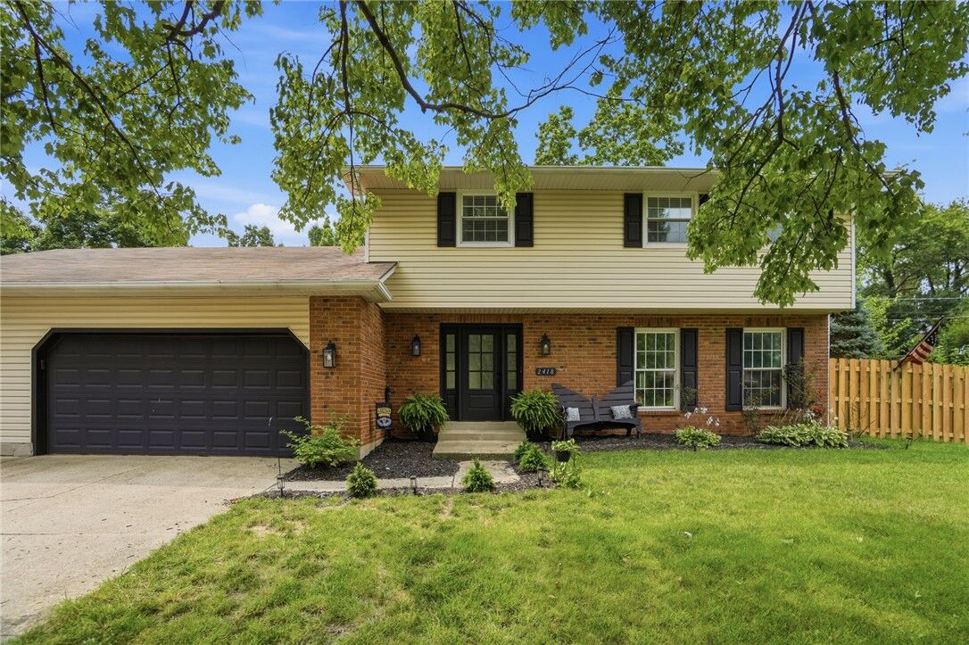 Property Photo:  2418 Fox Run Road  OH 45459 