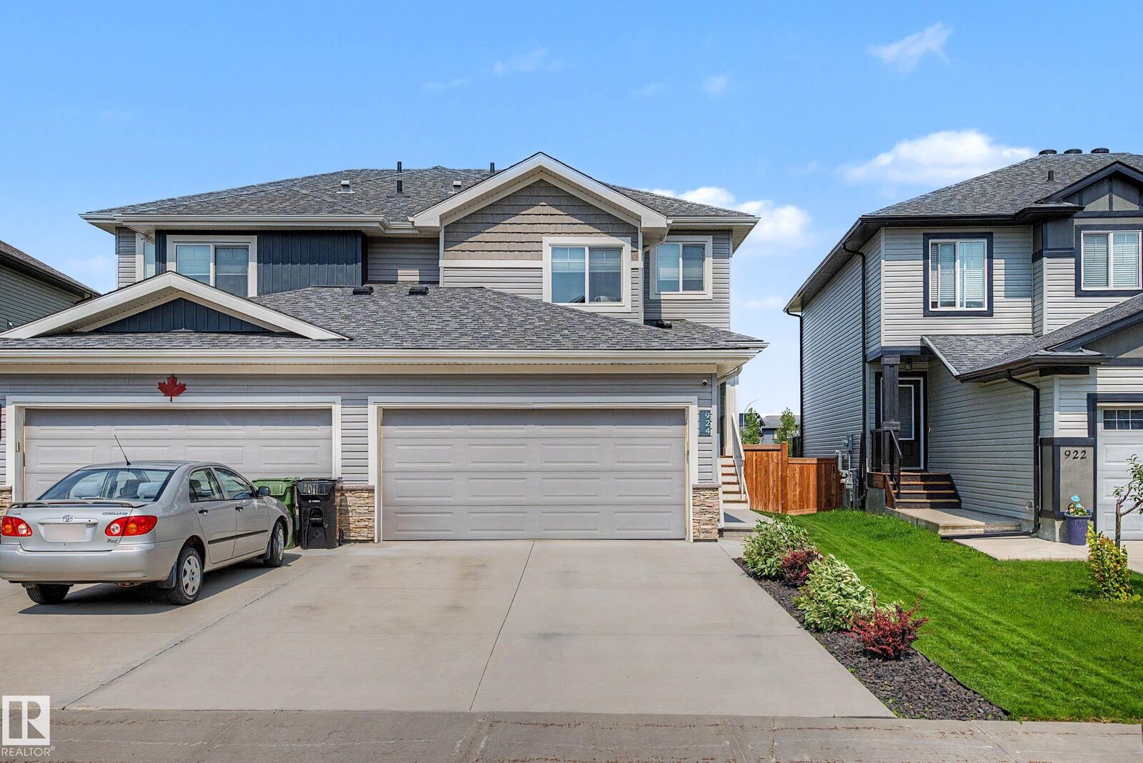 Property Photo:  924 Morris Way  AB T9E 1G1 