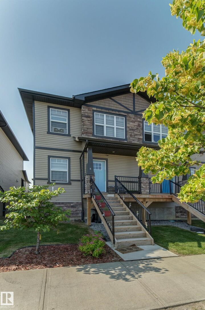 1703 16 Avenue NW 8 — photo 1