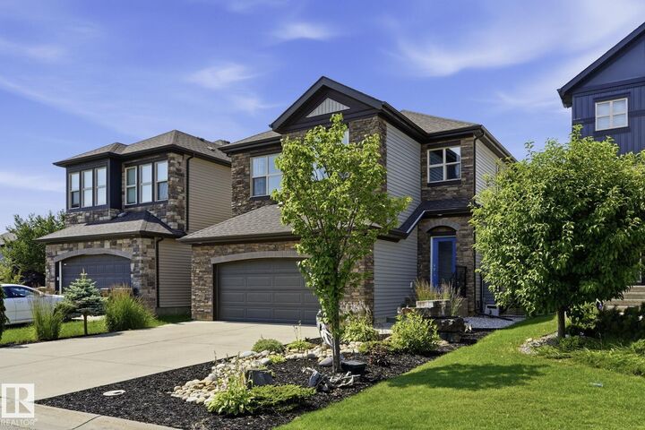 Property Photo: 3 Garneau Gate AB T7X 0M6