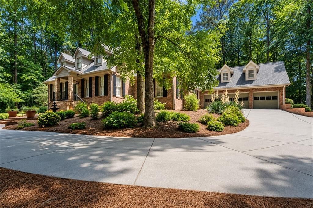 Property Photo:  682 Austin Drive SE  GA 30082 