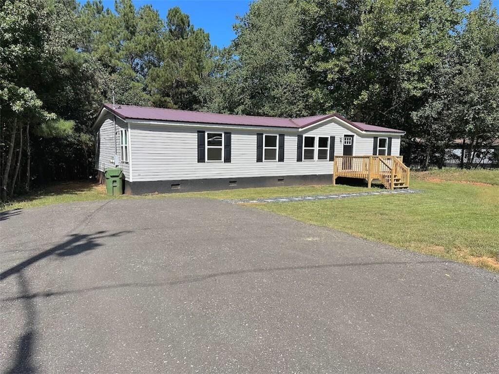 Property Photo: 21 Watercrest Lane GA 30116