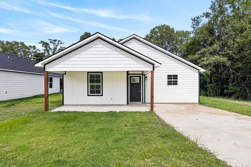 Property Photo:  2323 Schatulga Road  GA 31907 