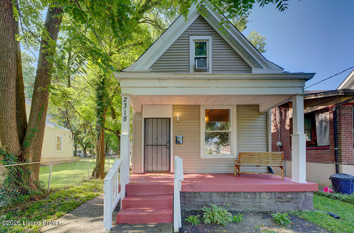 Property Photo: 2318 Garland Ave KY 40211