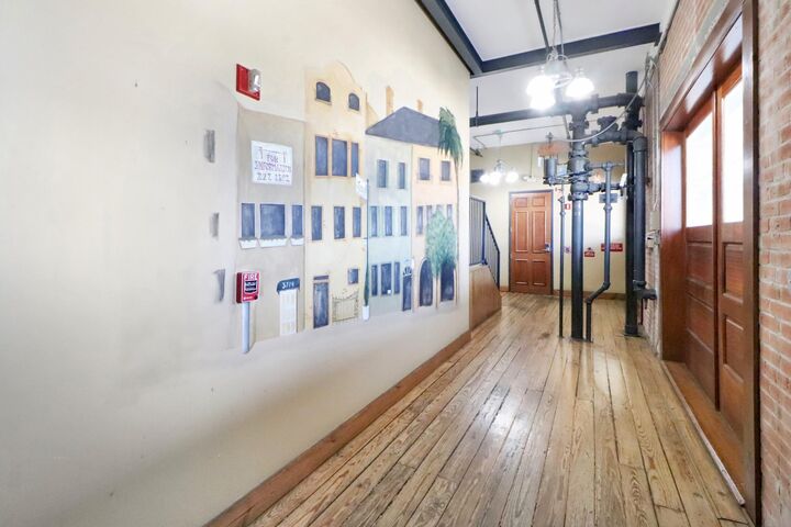 Property Photo: 1011 Wood Street 201 TX 77002