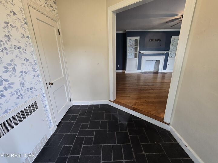 Property Photo:  400 Gloucester Ave  KY 40965 