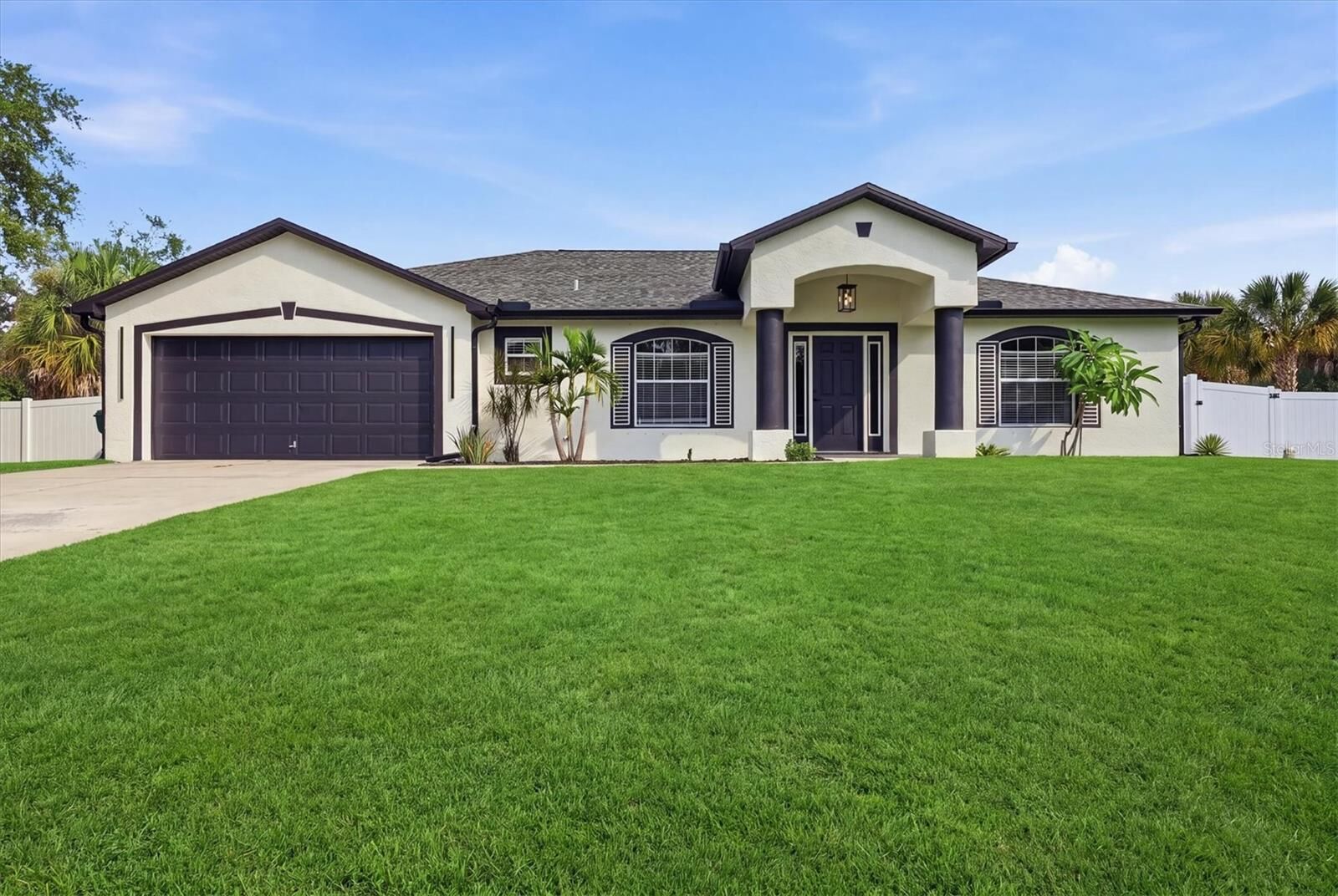 Property Photo:  281 Pembroke Drive  FL 33954 