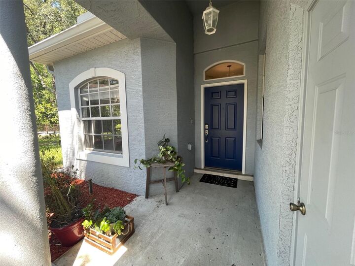 Property Photo:  12509 Cavalier Court  FL 34669 