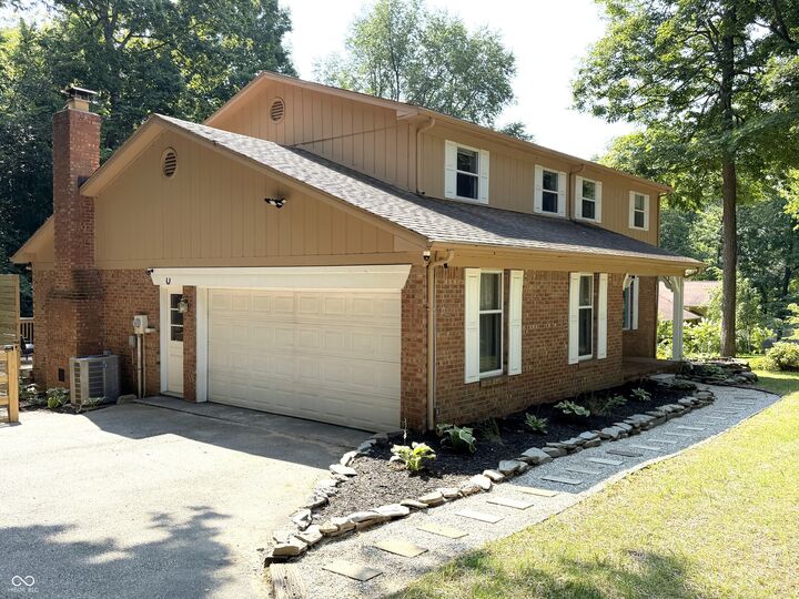 Property Photo:  610 N Forest Road  IN 47933 