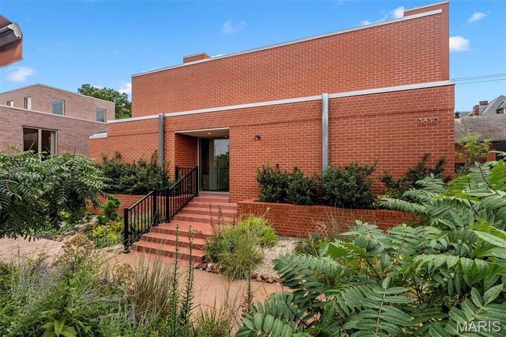 Property Photo:  3830 Olive Street  MO 63108 