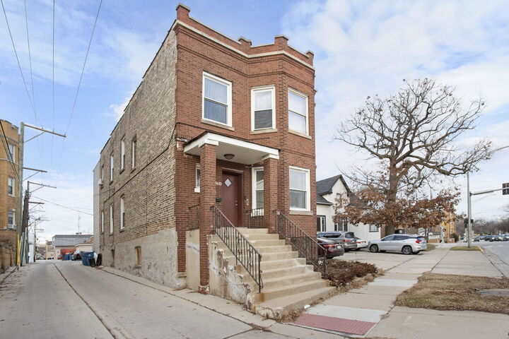 Property Photo:  7633 Jackson Boulevard  IL 60130 