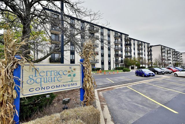 Property Photo:  9701 N Dee Road N 6K  IL 60714 