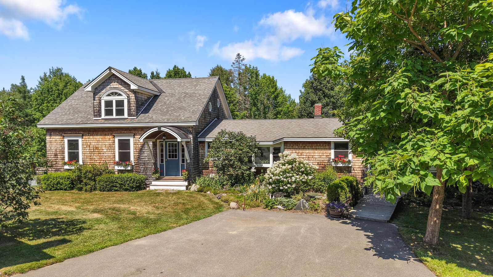 Property Photo:  315 Davis Road  ME 04428 